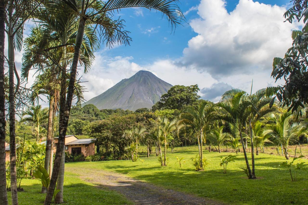 Confort Arenal La Fortuna Buitenkant foto