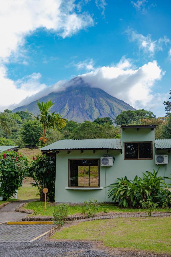 Confort Arenal La Fortuna Buitenkant foto